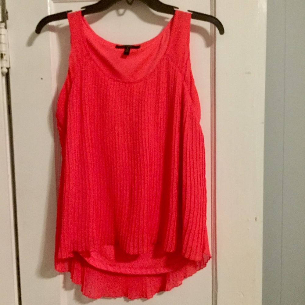 Jessica Simpson Sleeveless Chiffon Pleated Cami